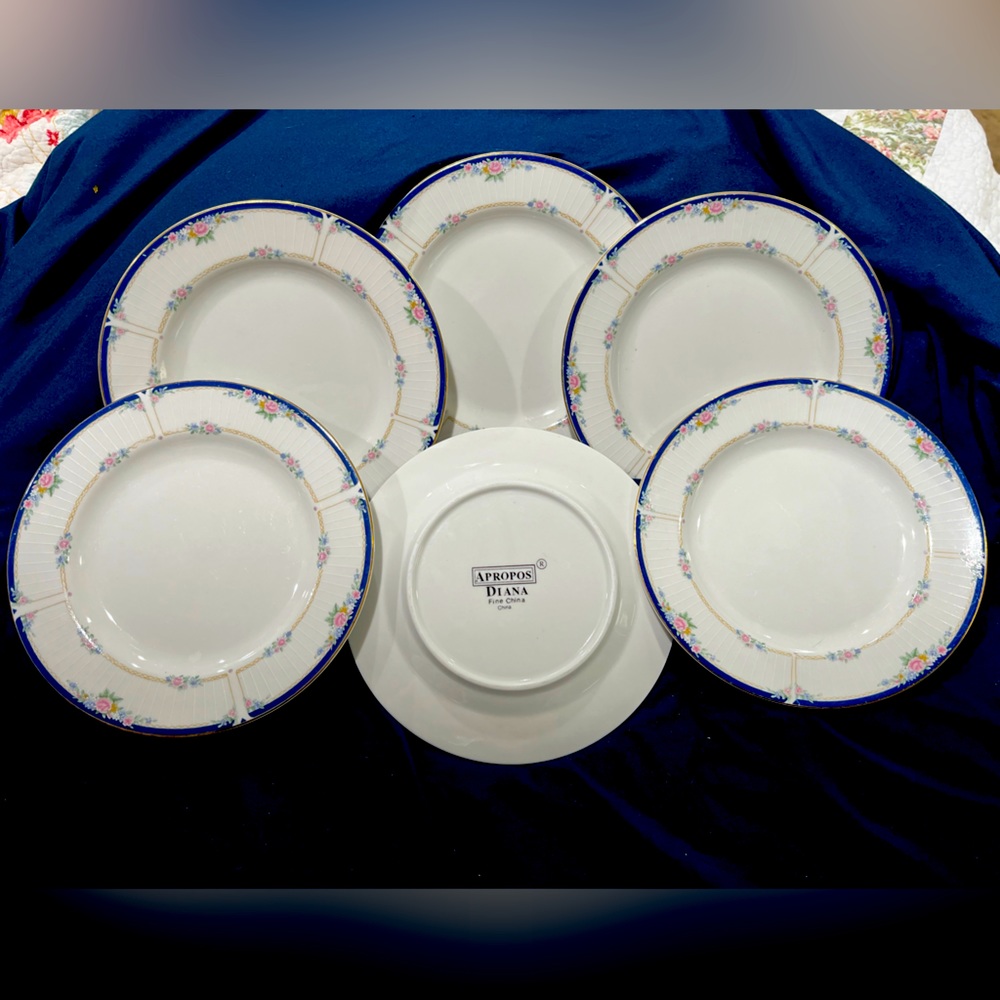 Apropos Diana Fine China 8” Salad Plates